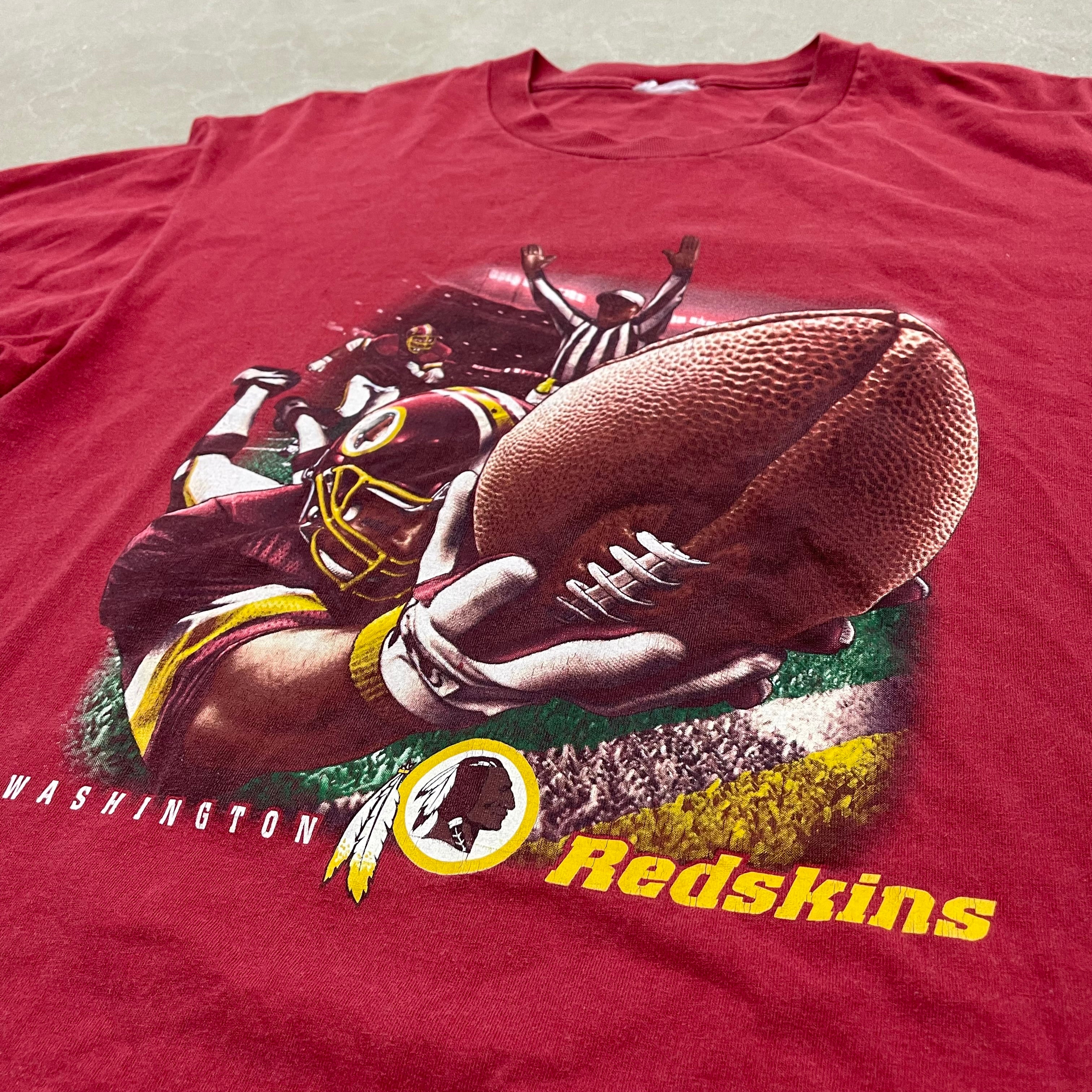 Washington Redskins NFL Vintage Graphic Tee Red Football Player Art Streetwear