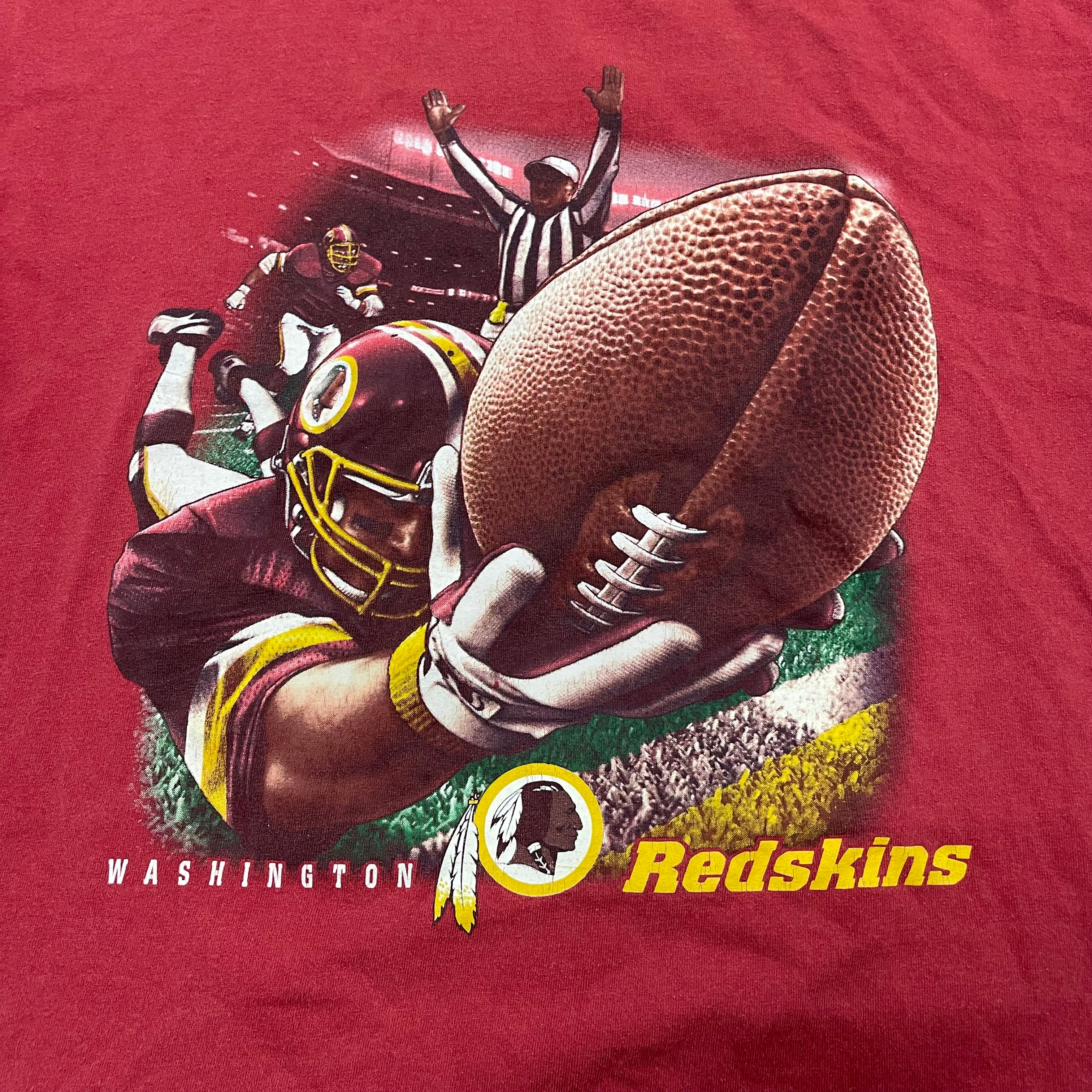 Washington Redskins NFL Vintage Graphic Tee Red Football Player Art Streetwear