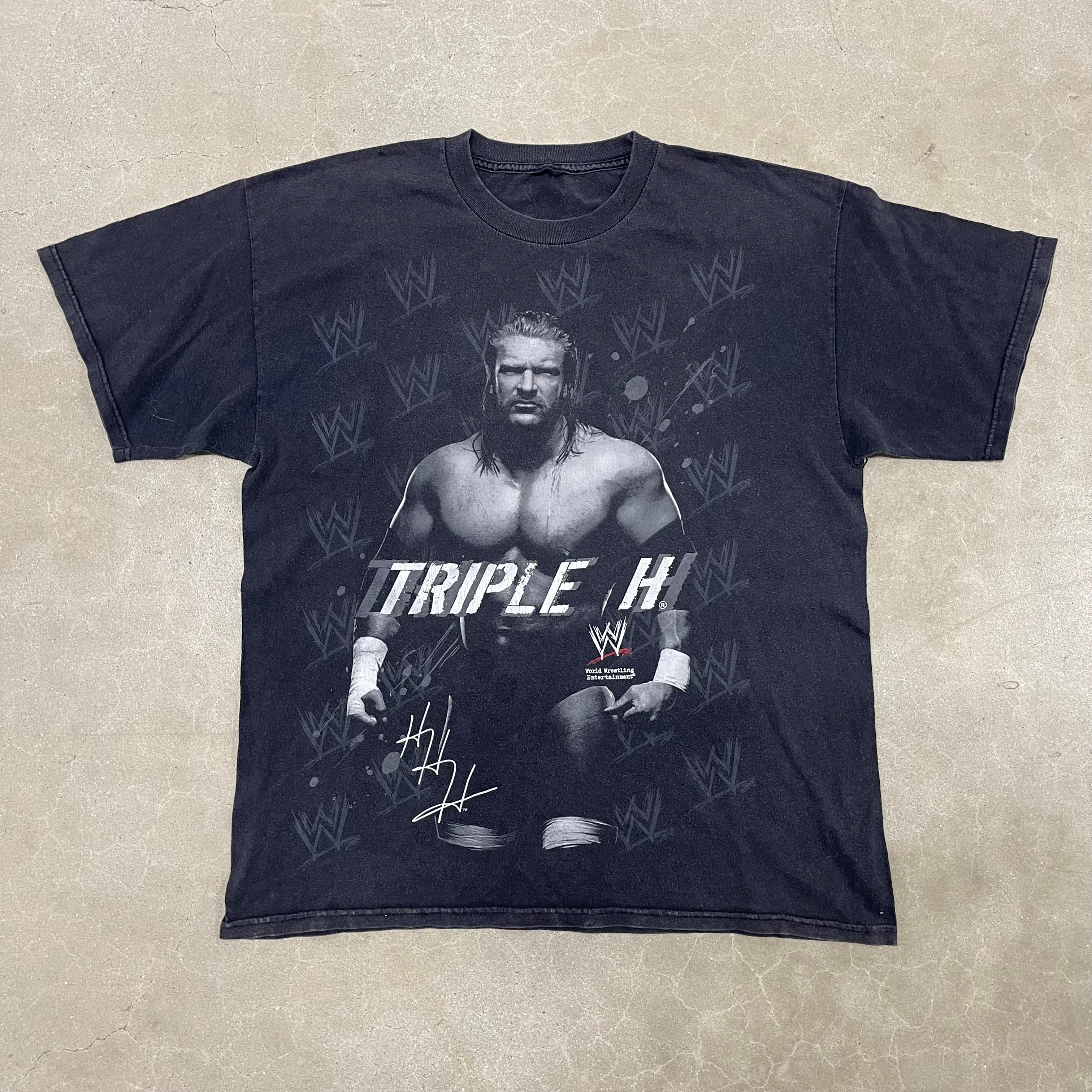 Vintage WWE Triple H T-Shirt Men’s Wrestling World Wrestling Entertainment 2000s