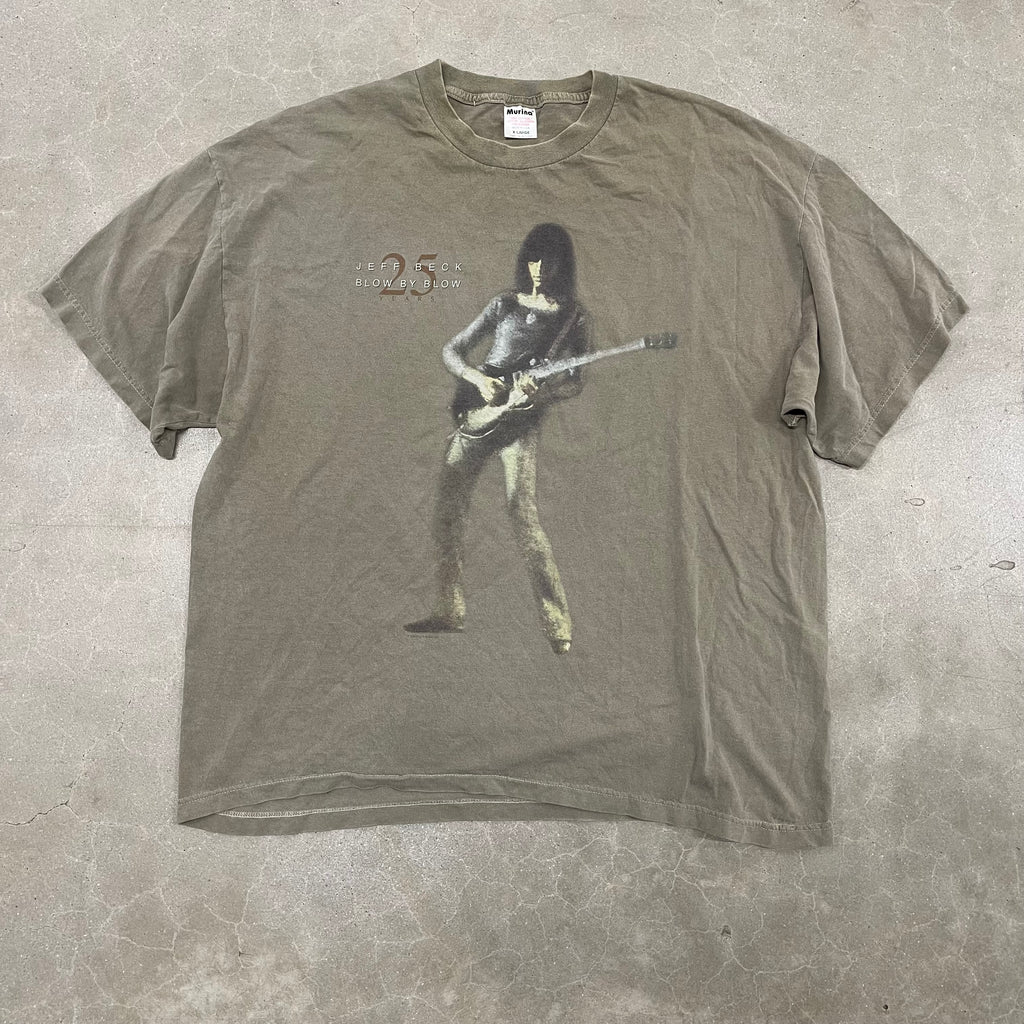Vintage Jeff Beck 25 Years 1999 British Rock Brown Graphic T-Shirt 90s Band VTG