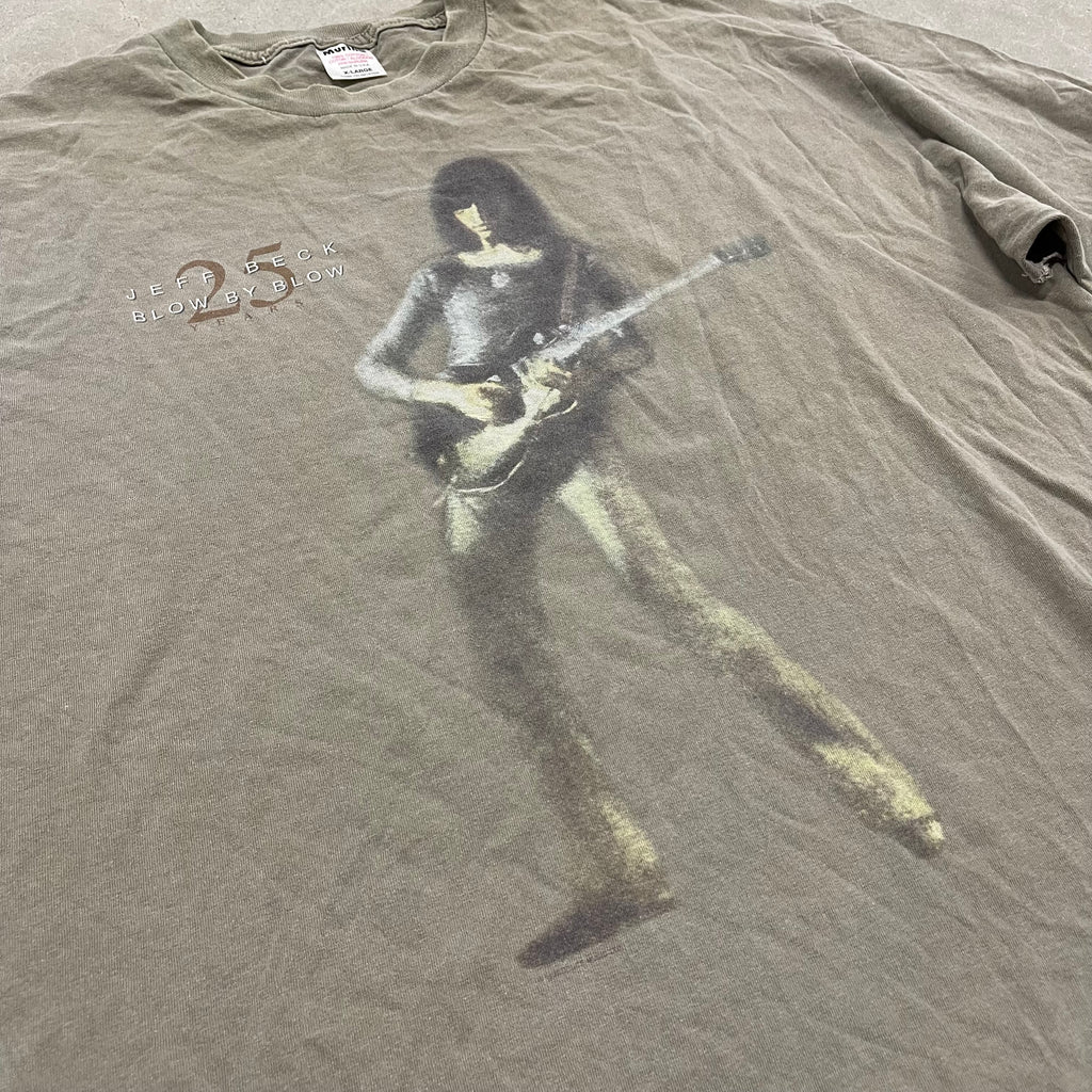 Vintage Jeff Beck 25 Years 1999 British Rock Brown Graphic T-Shirt 90s Band VTG