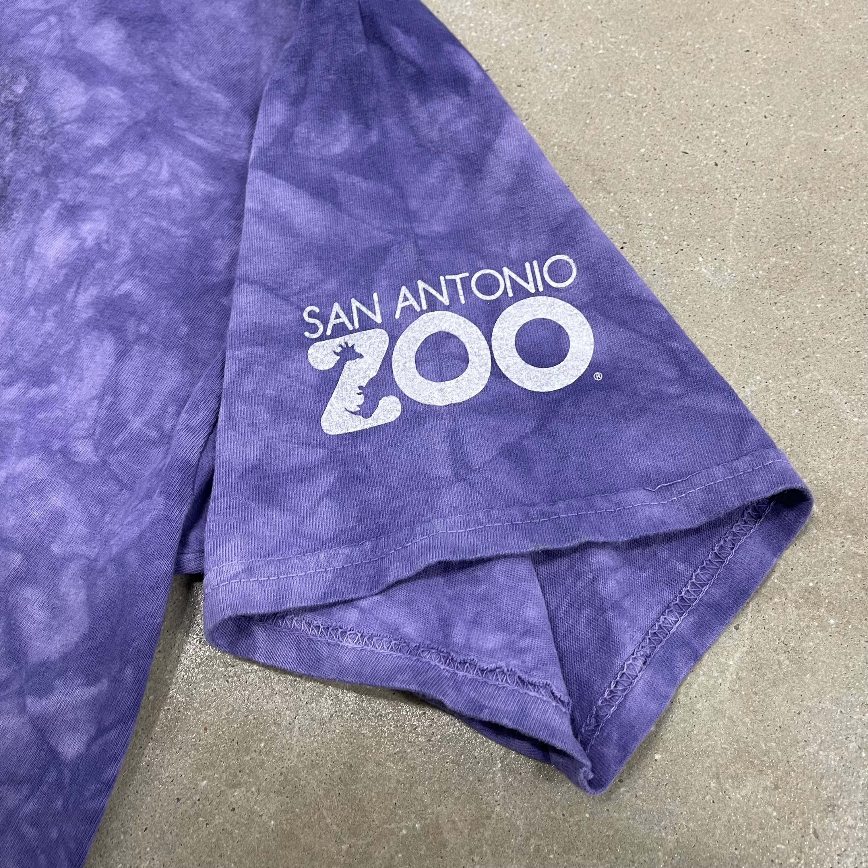 The Mountain San Antonio Zoo Purple Dragon Shirt Men’s Y2K Tie Dye Graphic VTG